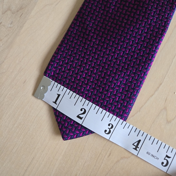 Brooks Brothers Purple and Blue Patterned Tie - Picture 7 of 7